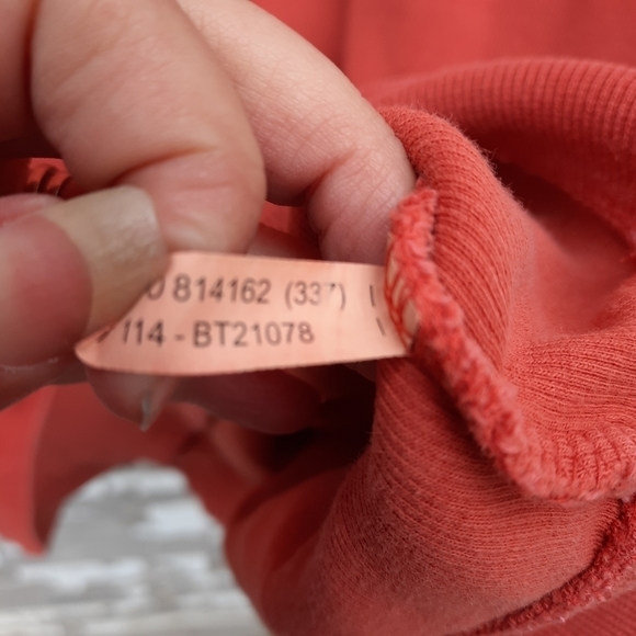 Tommy Bahama Orange Sweatshirt - Picture 6 of 7